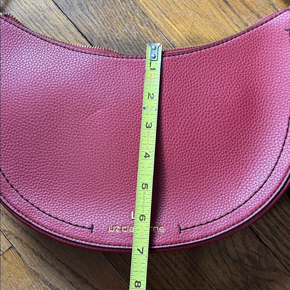 Liz Claiborne Burgundy Shoulder Bag with adjustable strap - Picture 5 of 6